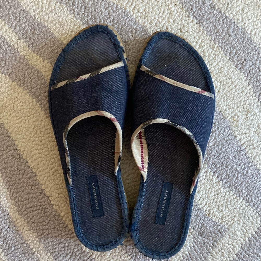 Burberry sandal denim with trim size 38 excellent condition